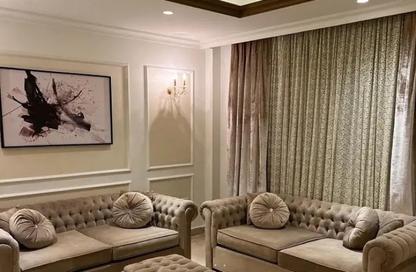 Apartment - 2 Bedrooms - 2 Bathrooms for rent in Omar Makram St. - Al Narges 6 - Al Narges - New Cairo City - Cairo