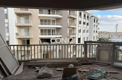 Apartment - 2 Bedrooms - 2 Bathrooms for sale in Hyde Park - New Cairo City - Cairo