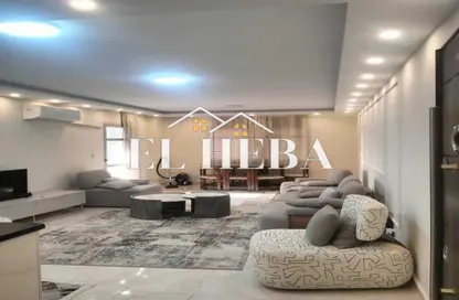 شقة - 3 غرف نوم - 2 حمامات للايجار في مدينتي - القاهرة