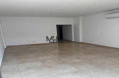 Apartment - 3 Bedrooms - 3 Bathrooms for rent in Moon Residences - Fifth Square - The 5th Settlement - New Cairo City - Cairo