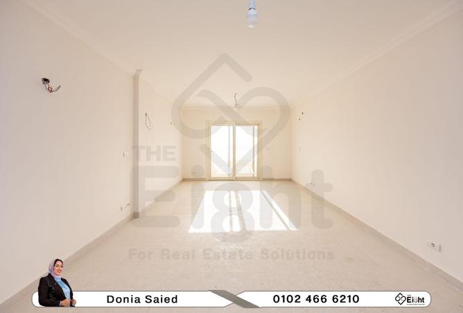 8592050 - Property Image 3