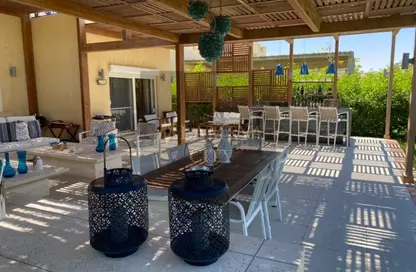 فيلا - 5 غرف نوم - 6 حمامات للبيع في ستيلا سيدي عبد الرحمن - سيدي عبد الرحمن - الساحل الشمالي