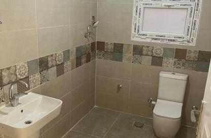 Office Space - Studio - 2 Bathrooms for rent in El Banafseg Apartment Buildings - El Banafseg - New Cairo City - Cairo