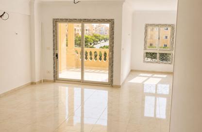 Office Space - Studio - 2 Bathrooms for rent in El Banafseg Apartment Buildings - El Banafseg - New Cairo City - Cairo