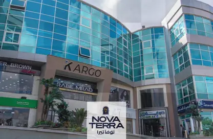 Office Space - 2 Bedrooms - 1 Bathroom for rent in Kargo Mall - Al Shabab St. - Sheikh Zayed City - Giza
