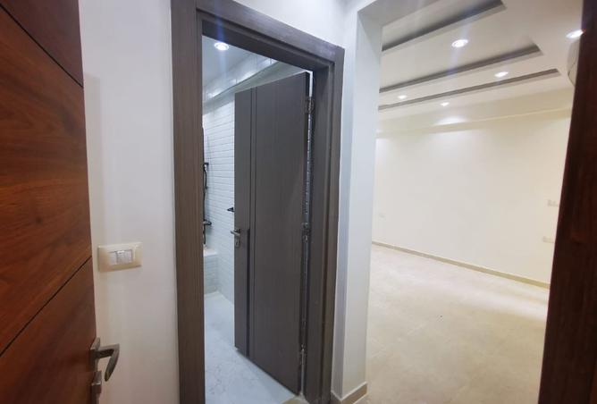 97438853 - Property Image 2