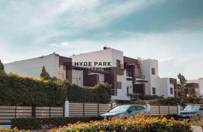 Townhouse - 3 Bedrooms - 4 Bathrooms for sale in Cluster 4 - Hyde Park - New Cairo City - Cairo