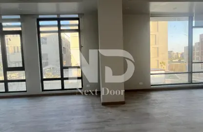 Office Space - 2 Bedrooms - 1 Bathroom for rent in District 5 - 5th Settlement Compounds - The 5th Settlement - New Cairo City - Cairo