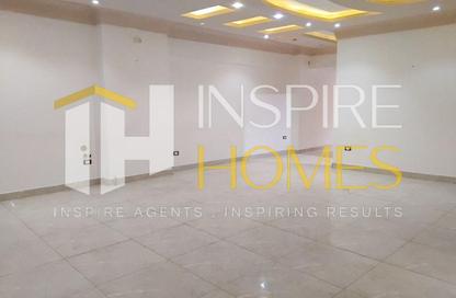 Apartment - 3 Bedrooms - 1 Bathroom for rent in Miami - Hay Awal El Montazah - Alexandria Apartment - 3 Bedrooms - 1 Bathroom for rent in Miami - Hay Awal El Montazah - Alexandria