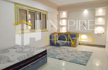 Apartment - 3 Bedrooms - 1 Bathroom for rent in Miami - Hay Awal El Montazah - Alexandria Apartment - 3 Bedrooms - 1 Bathroom for rent in Miami - Hay Awal El Montazah - Alexandria