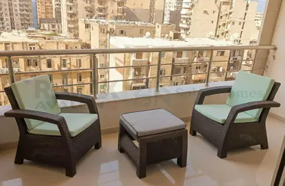 Apartment - 3 Bedrooms - 3 Bathrooms for rent in Camp Chezar - Hay Wasat - Alexandria