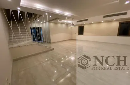 منزل مزدوج - 4 غرف نوم - 5 حمامات للايجار في ميفيدا - كمبوندات التجمع الخامس - التجمع الخامس - مدينة القاهرة الجديدة - القاهرة
