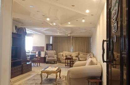 Apartment - 3 Bedrooms - 2 Bathrooms for rent in Nabil Al Wakkad St. - Ard El Golf - Heliopolis - Masr El Gedida - Cairo