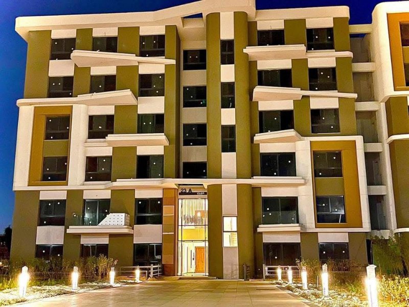 3BR Apartment | Garden Access | Palm Hills thumbnail