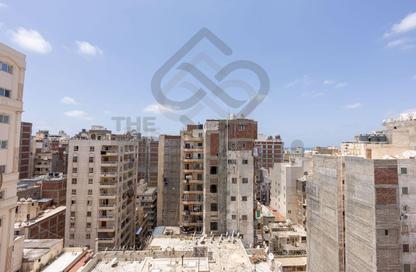 Apartment - 3 Bedrooms - 2 Bathrooms for sale in Bin Mosleh Al Arman St. - Miami - Hay Awal El Montazah - Alexandria