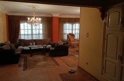 Apartment - 3 Bedrooms - 2 Bathrooms for sale in Hesham Labib St. - 8th Zone - Nasr City - Cairo