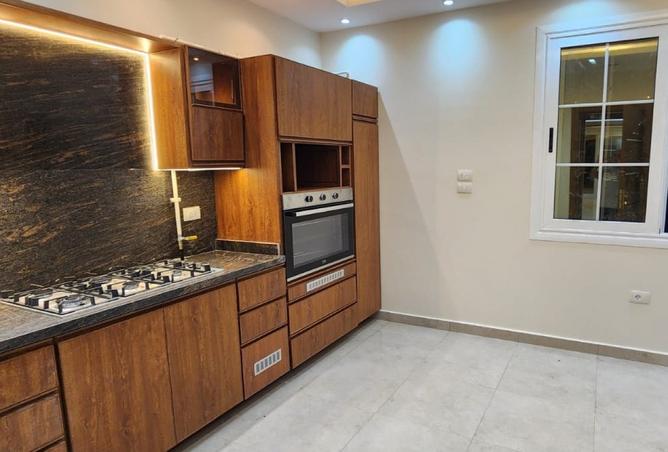 8438156 - Property Image 2