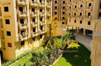 Apartment - 2 Bedrooms - 2 Bathrooms for sale in Al Ashrafiya - North Investors Area - New Cairo City - Cairo