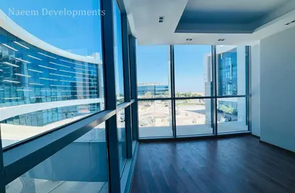 مساحات مكتبية - 3 غرف نوم - 2 حمامات للايجار في القرية الذكية - طريق مصر اسكندرية الصحراوي - مدينة 6 أكتوبر - الجيزة