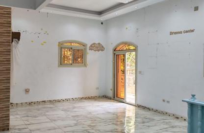 Co-Working Space - Studio - 3 Bathrooms for rent in Area G - Ganoob El Acadimia - New Cairo City - Cairo