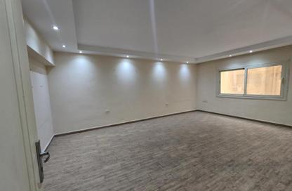 Office Space - Studio - 1 Bathroom for rent in Zahraa El Maadi - Hay El Maadi - Cairo