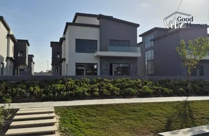 Villa - 3 Bedrooms - 3 Bathrooms for sale in Creek Town - The 1st Settlement - New Cairo City - Cairo