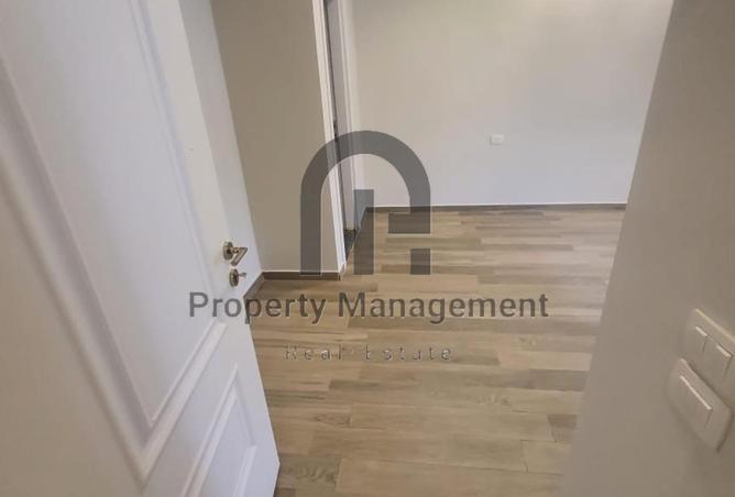 8612229 - Property Image 3