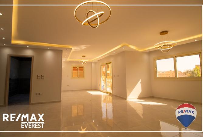 8484122 - Property Image 2