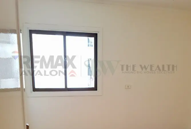 98822906 - Property Image 3