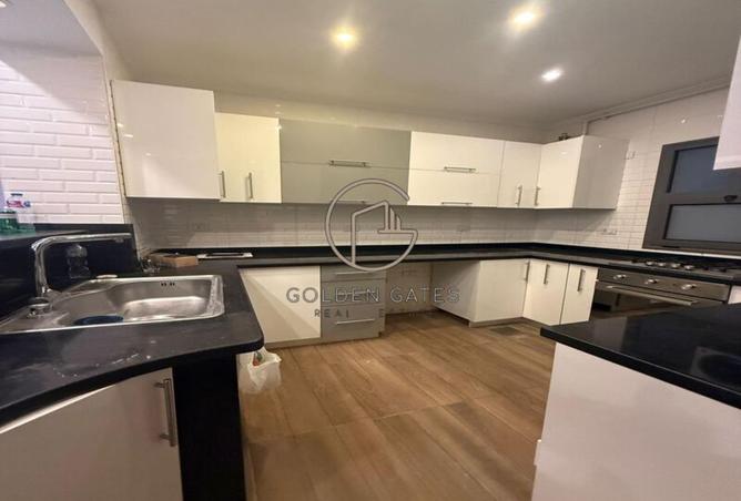 8637577 - Property Image 3