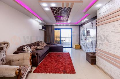 شقة - 3 غرف نوم - 2 حمامات للبيع في طريق الجيش - ميامي - حي اول المنتزة - الاسكندرية
