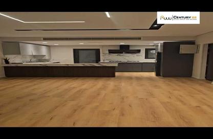Apartment - 2 Bedrooms - 2 Bathrooms for sale in Lake View - 5th Settlement Compounds - The 5th Settlement - New Cairo City - Cairo