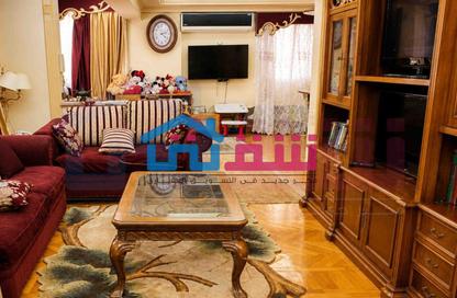 شقة - 7+ - 3 للبيع في شارع محمد فوزي معاذ - سموحة - حي شرق - الاسكندرية