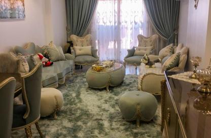 Apartment - 3 Bedrooms - 1 Bathroom for sale in Wardian - Hay Gharb - Alexandria