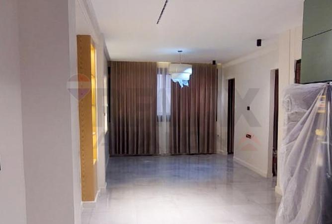 97438967 - Property Image 2