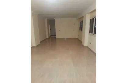 شقة - 3 غرف نوم - 2 حمامات للايجار في البوابة الثانية - احمس - حدائق الاهرام - الجيزة