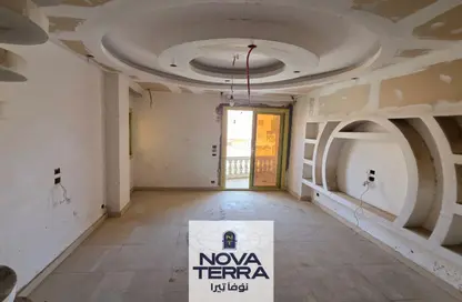 Apartment - 3 Bedrooms - 2 Bathrooms for sale in Al Mohandes Ahmed Kamal Hamdy St. - 16th District - Sheikh Zayed City - Giza Apartment - 3 Bedrooms - 2 Bathrooms for sale in Al Mohandes Ahmed Kamal Hamdy St. - 16th District - Sheikh Zayed City - Giza