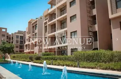 Apartment - 2 Bedrooms - 2 Bathrooms for sale in Moon Residences - Fifth Square - The 5th Settlement - New Cairo City - Cairo