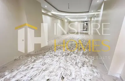 Apartment - 3 Bedrooms - 3 Bathrooms for sale in Roushdy - Hay Sharq - Alexandria