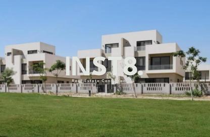 تاون هاوس - 3 - 4 للبيع في كمبوند البروج - كمبوندات الشروق - مدينة الشروق - القاهرة