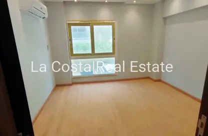 Apartment - 3 Bedrooms - 3 Bathrooms for sale in Mountain View iCity - 5th Settlement Compounds - The 5th Settlement - New Cairo City - Cairo