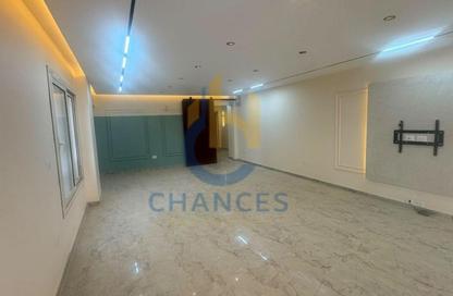 Apartment - 3 - 3 for sale in Tijan - Zahraa El Maadi - Hay El Maadi - Cairo