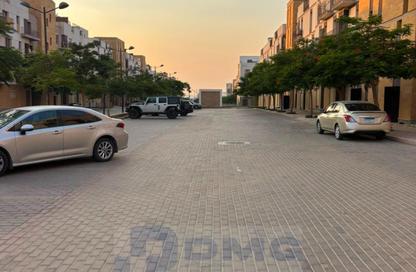 شقة - 3 غرف نوم - 3 حمامات للبيع في ذا كورت ياردز - كمبوندات الشيخ زايد - الشيخ زايد - الجيزة