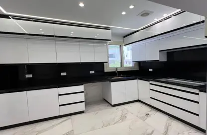 Townhouse - 4 Bedrooms - 4 Bathrooms for rent in Palm Hills October - Cairo Alexandria Desert Road - 6 October City - Giza