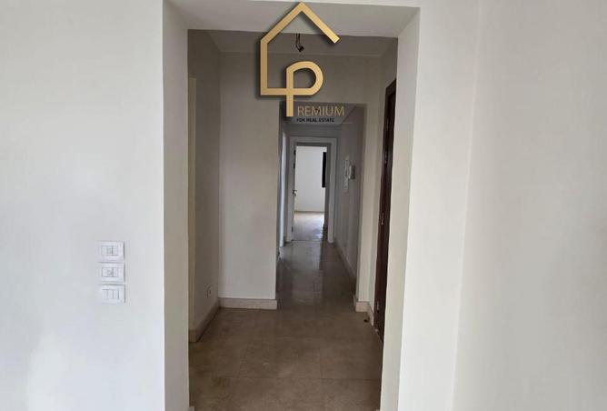 74323640 - Property Image 2