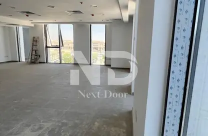 Office Space - 2 Bedrooms - 2 Bathrooms for rent in Hyde Park - New Cairo City - Cairo