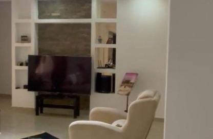 Apartment - 3 Bedrooms - 2 Bathrooms for sale in Sarayat El-Kattameya - El Katameya Compounds - El Katameya - New Cairo City - Cairo