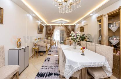 شقة - 3 غرف نوم - 2 حمامات للبيع في شارع موريتانيا - المندرة - حي ثان المنتزة - الاسكندرية