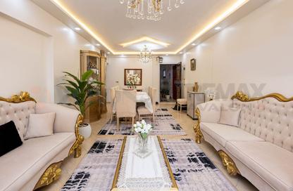 شقة - 3 غرف نوم - 2 حمامات للبيع في شارع موريتانيا - المندرة - حي ثان المنتزة - الاسكندرية شقة - 3 غرف نوم - 2 حمامات للبيع في شارع موريتانيا - المندرة - حي ثان المنتزة - الاسكندرية