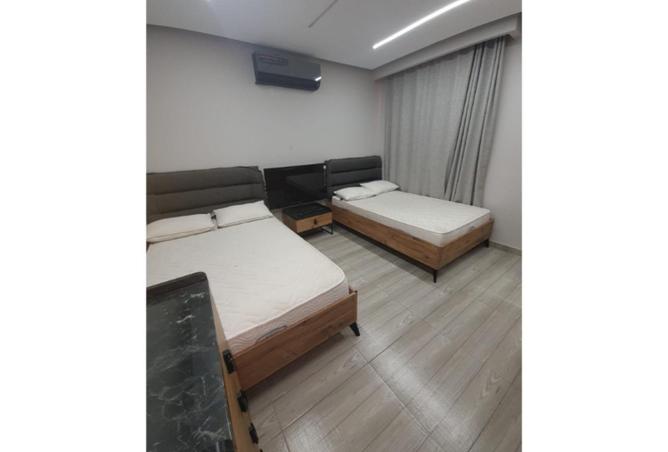 83144500 - Property Image 3